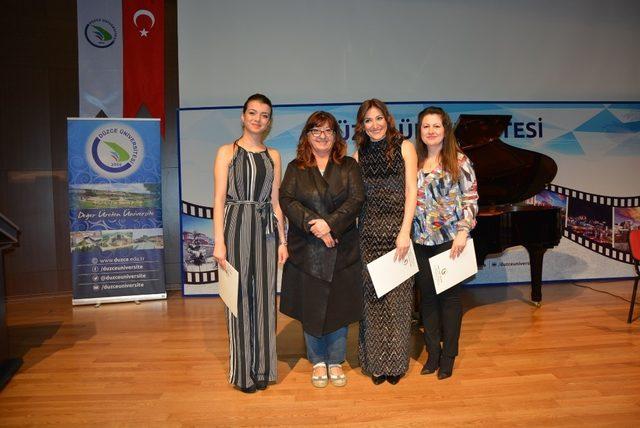 Düzce Üniversitesi’nden piyano ve kemençe resitali 2