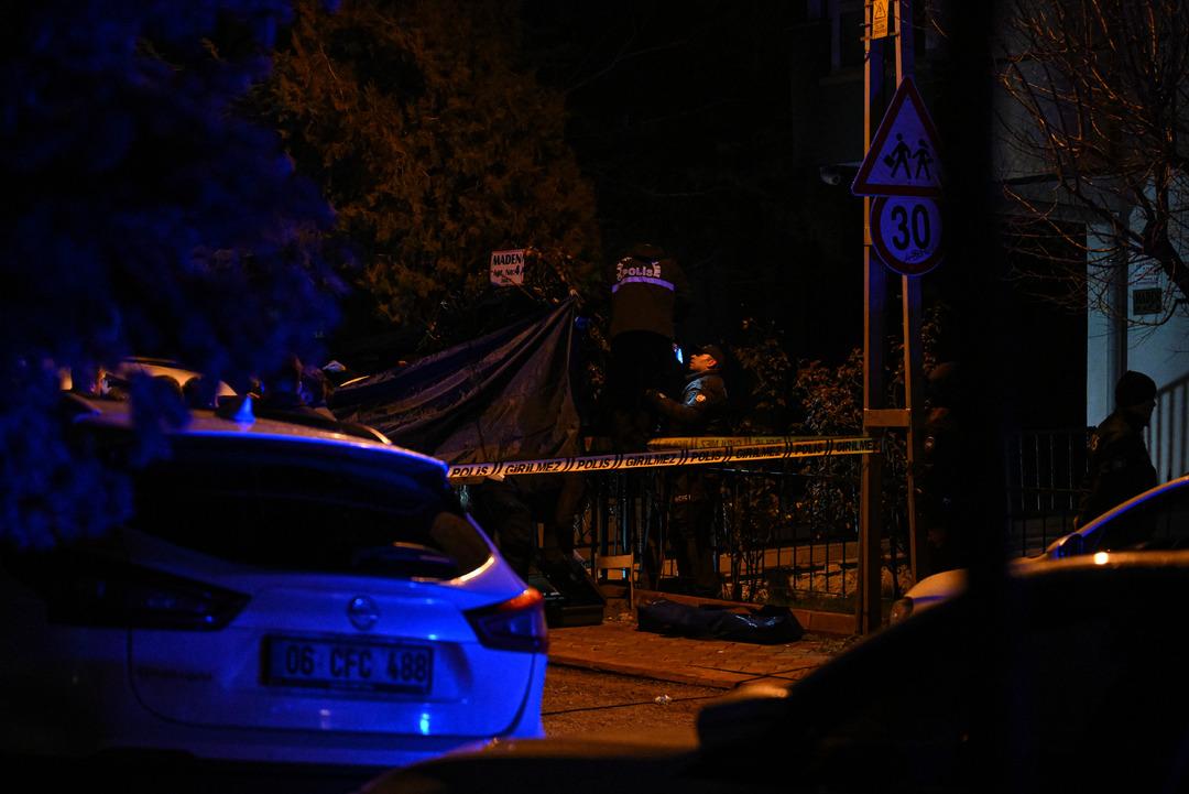 Ankara da aile katliamı! Annesini, k&uuml;&ccedil;&uuml;k kızını ve eşini &ouml;ld&uuml;r&uuml;p intihar etti 1