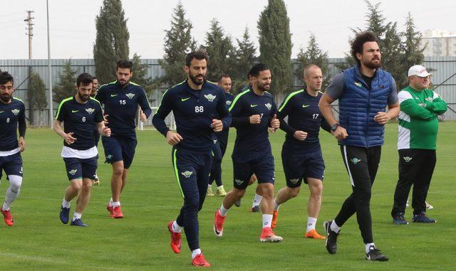 Teleset Mobilya Akhisarspor'da Buruk, galibiyete inanıyor