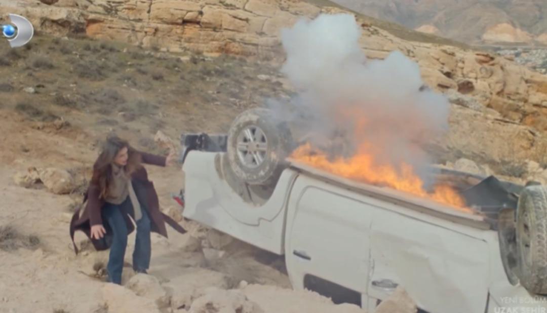 Uzak Şehir Cihan &ouml;l&uuml;mle burun buruna geldi! Uzak Şehir 50. b&ouml;l&uuml;m fragmanı 4