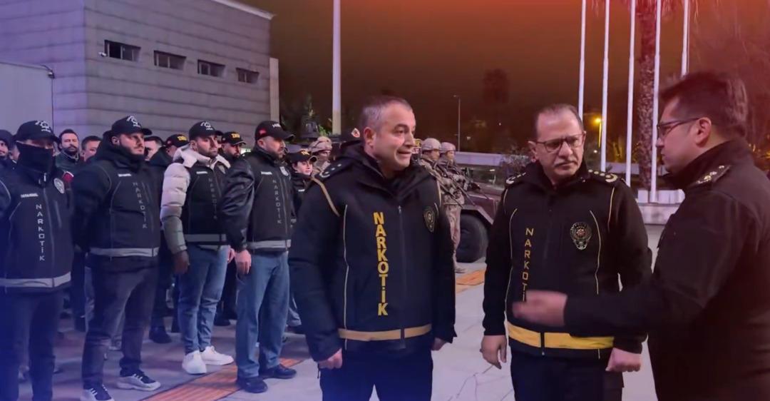 SON DAKİKA | Sosyal medya &uuml;zerinden uyuşturucu satanlara b&uuml;y&uuml;k darbe: 14 ilde 305 g&ouml;zaltı 3