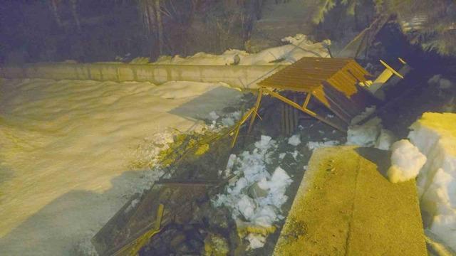 Hakkari&rsquo;de istinat duvarı &ccedil;&ouml;kt&uuml; 1