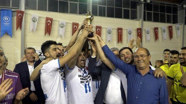 Serik’te Voleybol Turnuvası nefes kesti