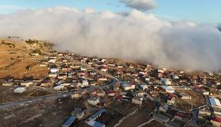 Mersin'de sis bulutu dronla g&ouml;r&uuml;nt&uuml;lendi