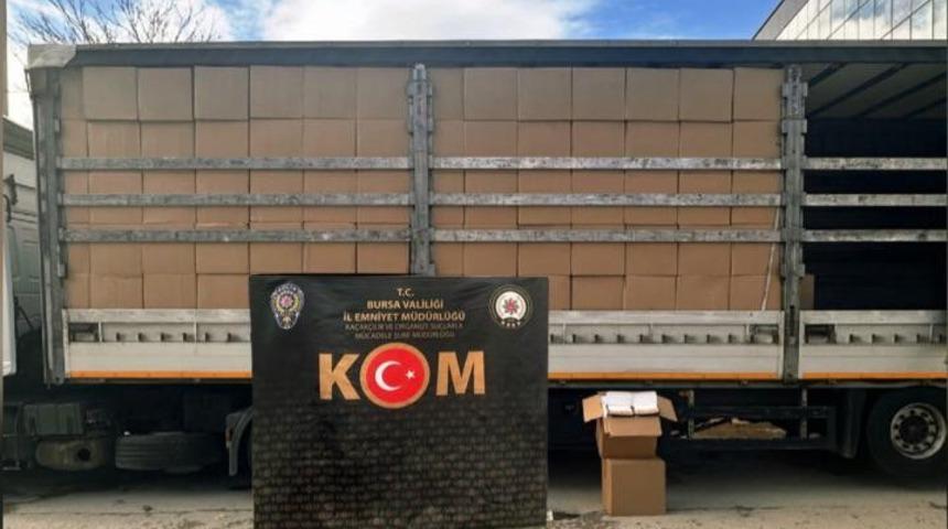 Bursa&rsquo;da 10 milyon 510 bin adet ka&ccedil;ak makaron ele ge&ccedil;irildi