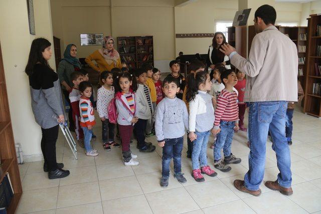 Solinli çocuklar kütüphaneyle tanıştı