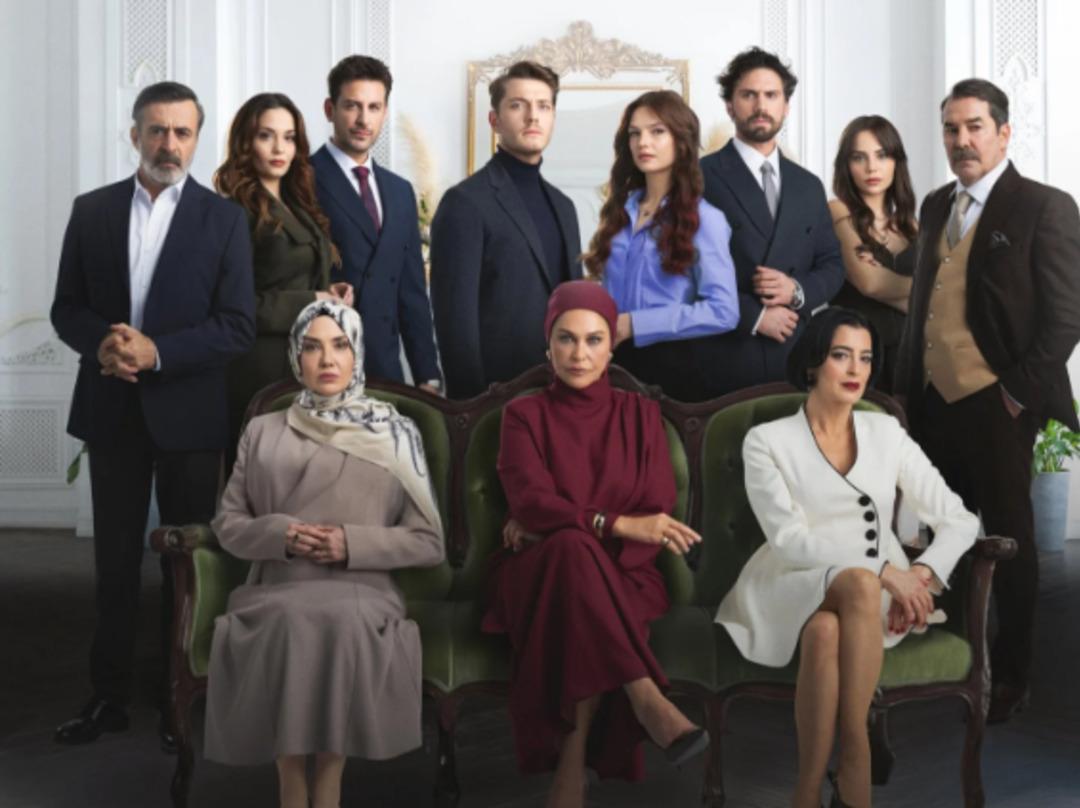 Aynı Yağmur Altında dizisi ilk b&ouml;l&uuml;m reytingleri &uuml;zd&uuml;! Uzak Şehir &ouml;zeti bile onu ge&ccedil;ti 2