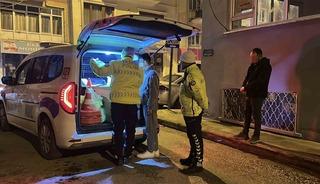 Ehliyetsiz s&uuml;r&uuml;c&uuml; polisten ka&ccedil;tı, yakalanınca 80 bin lira ceza yedi