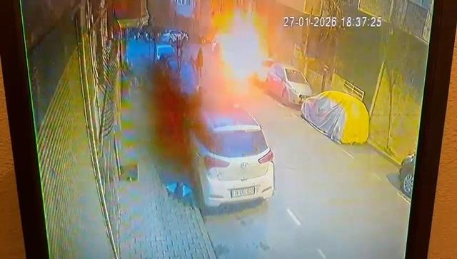 Bombalı saldırı kamerada! İnternetten izleyip evde yapmışlar
