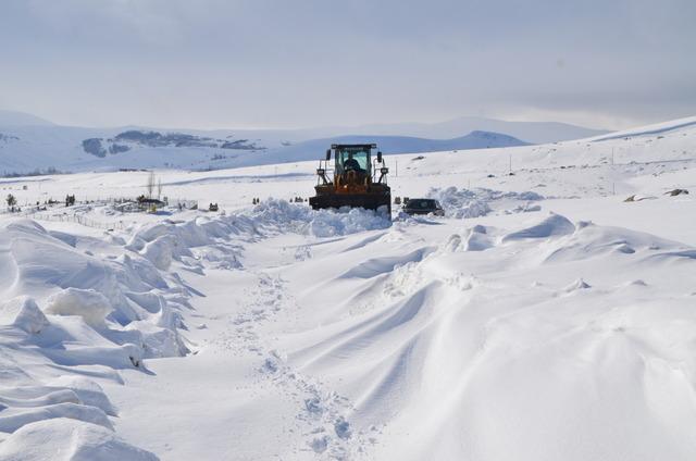 Van, Muş ve Bitlis te 161 yerleşim yerine ulaşım sağlanamıyor 9