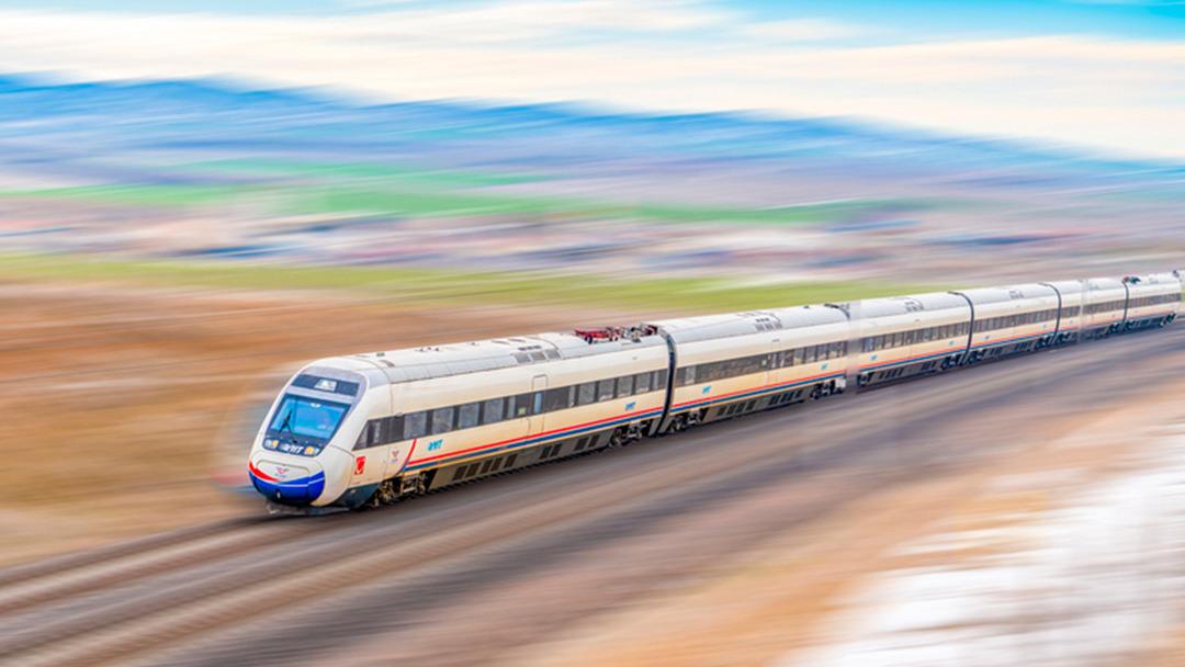 Hızlı tren ile adeta d&uuml;nyaya a&ccedil;ılacak: Uraloğlu&rsquo;ndan o şehir i&ccedil;in haber geldi 1