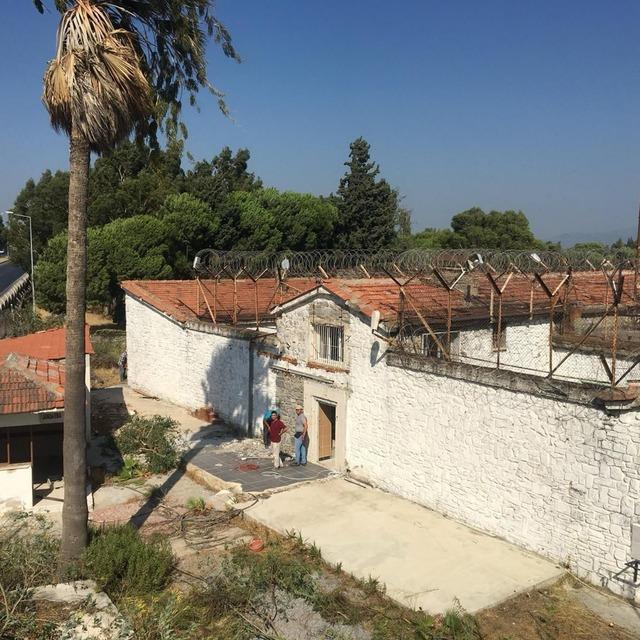 Aydın da tarihi cezaevi binası sosyal tesise d&ouml;n&uuml;şt&uuml;r&uuml;ld&uuml; 5