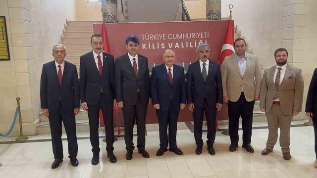 Milli Savunma Bakanı Yaşar G&uuml;ler sınırın sıfır noktasında 2