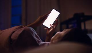 Gece telefon ışığındaki gizli tehlike!