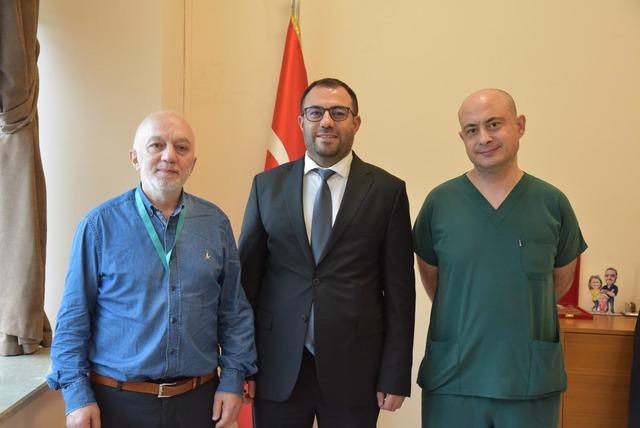 &Ccedil;anakkale de kalp rahatsızlığı bulunan premat&uuml;re bebek cerrahi m&uuml;dahaleyle tedavi edildi 2