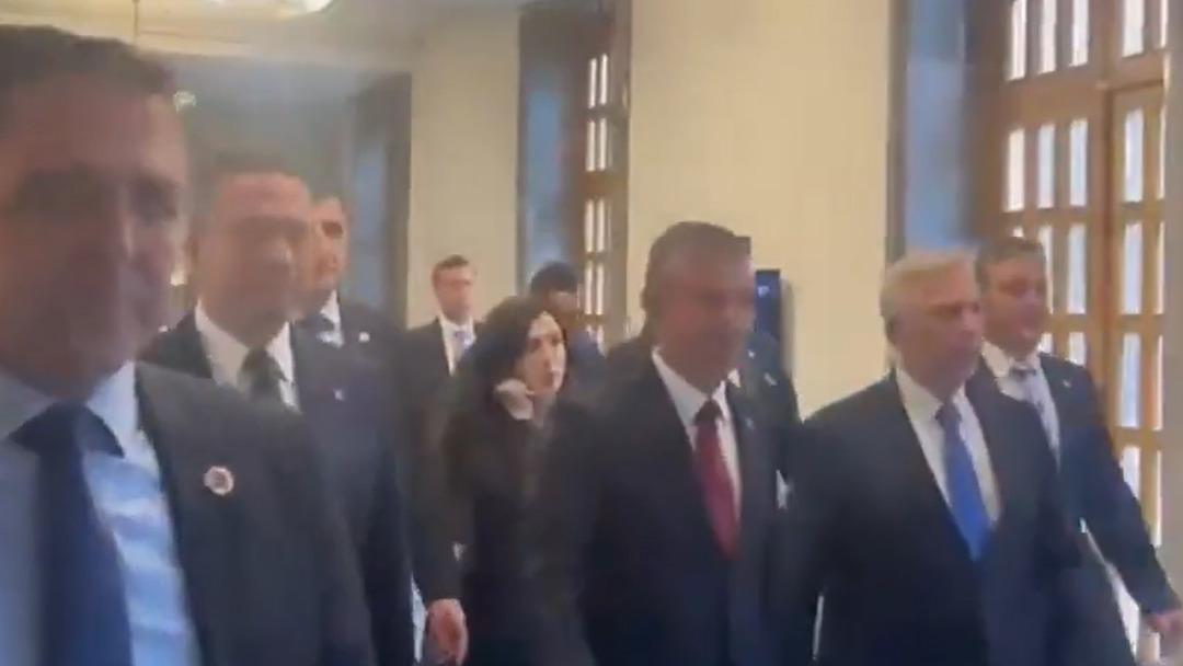 &Ouml;zel den Mesut &Ouml;zarslan i&ccedil;in  Ankarag&uuml;c&uuml;  iddiası: "Trib&uuml;n liderine daire teklif etti" 1