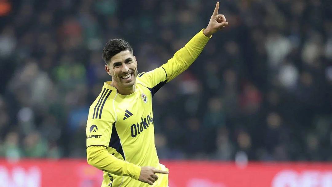 İspanya&rsquo;dan Asensio manşeti: Fenerbah&ccedil;e&rsquo;de yeniden doğdu! "Guti&rsquo;nin ruhuna b&uuml;r&uuml;nd&uuml;" 3