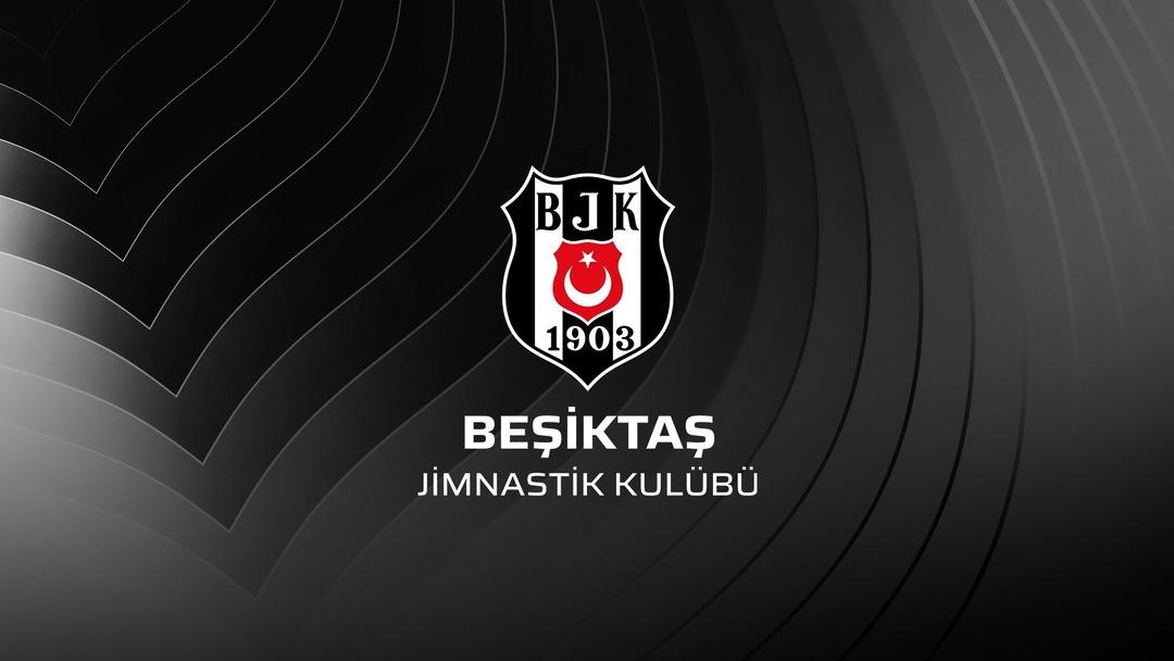 Yunanistan&rsquo;da sporun kara gecesi! Skandal pankartla Beşiktaş hedef alındı 2
