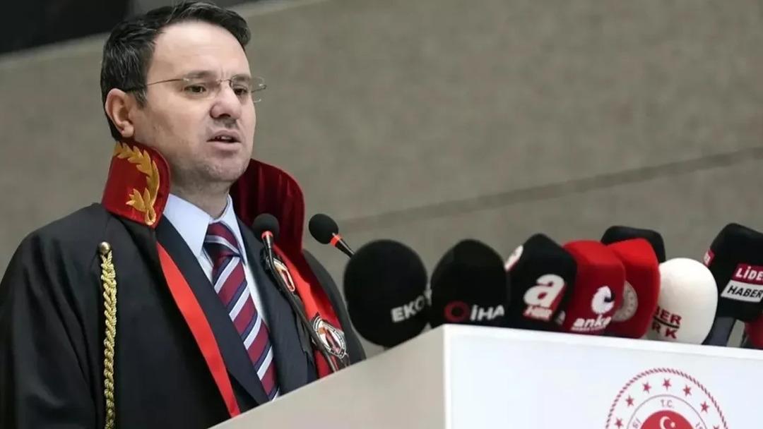 Akın G&uuml;rlek Adalet Bakanı g&ouml;revine getirildi: Akın G&uuml;rlek kimdir, ka&ccedil; yaşında, hangi g&ouml;revlerde bulundu? 2