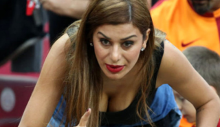 Ebru Şancı botoksu abarttı! Bir kaşı havada kaldı