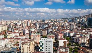 İstanbul&rsquo;da ucuz il&ccedil;eye akın ettiler! Pahalı semtlerde n&uuml;fus azalıyor