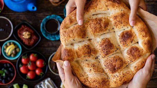 Oru&ccedil; A&ccedil;mak Servet Oldu: Ramazan &Ouml;ncesi Mutfakta B&uuml;y&uuml;k Yangın