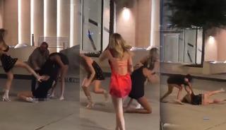 TikTok fenomenleri sa&ccedil; sa&ccedil;a baş başa kavga etti! G&ouml;r&uuml;nt&uuml;ler hızla yayıldı