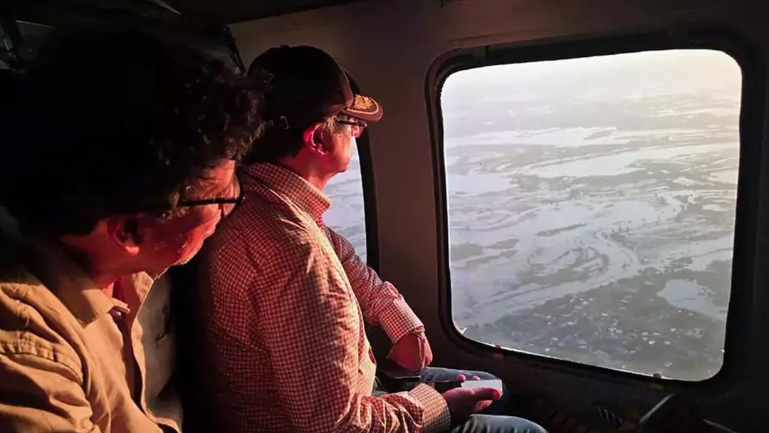 Trump ın hedefindeydi! Petro dan suikast a&ccedil;ıklaması: "Son 2 g&uuml;n&uuml; &ouml;ld&uuml;r&uuml;lmemek i&ccedil;in ka&ccedil;arak ge&ccedil;irdim" 2