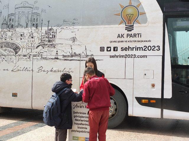 Ak Parti Şehrim 2023 Otobüsü Bandırma’da 3