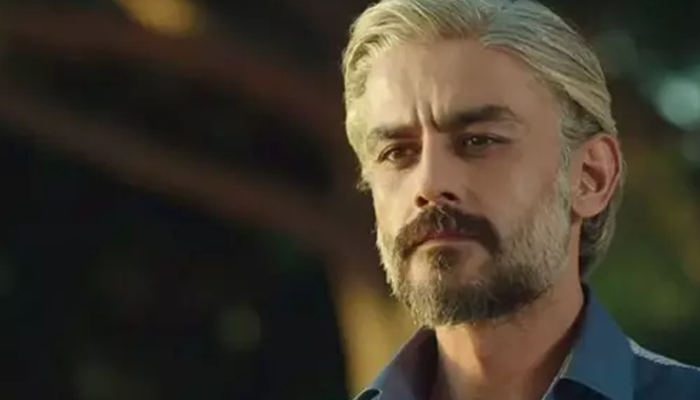 Gece yarısı fenalaştı! &Uuml;nl&uuml; oyuncudan acı haber 