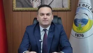 Belediye Başkanı Hasbi Dede'nin gen&ccedil; kıza attığı skandal mesajlar ortaya &ccedil;ıktı: 'Sakın annene s&ouml;yleme, beni etkiliyorsun'