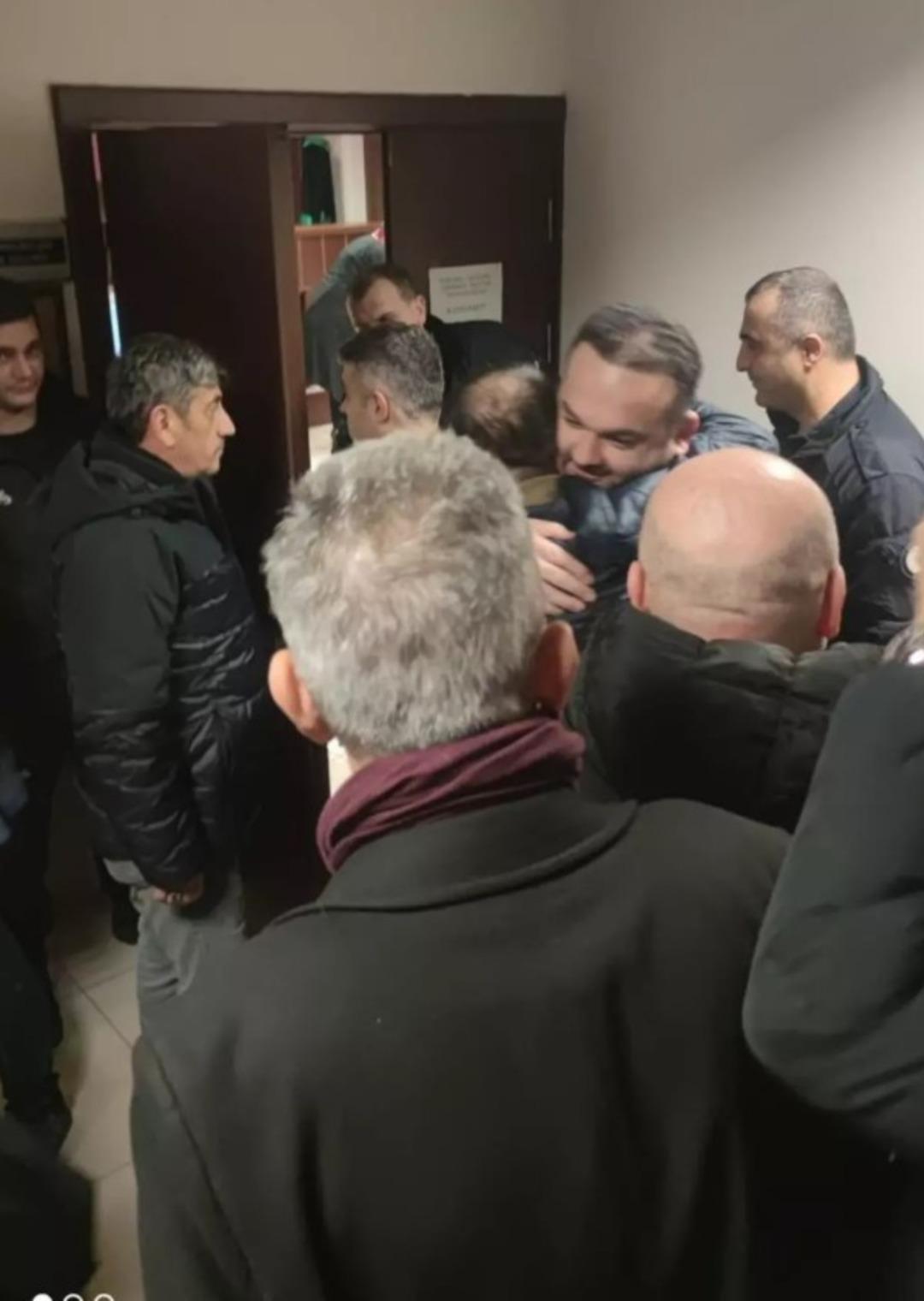 Belediye Başkanı Hasbi Dede nin gen&ccedil; kıza attığı skandal mesajlar ortaya &ccedil;ıktı:  Sakın annene s&ouml;yleme, beni etkiliyorsun  3