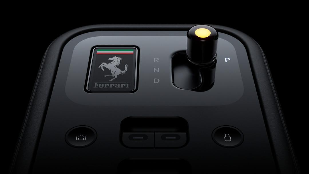 Ferrari nin ilk elektrikli aracı Luce da Apple esintileri! 2