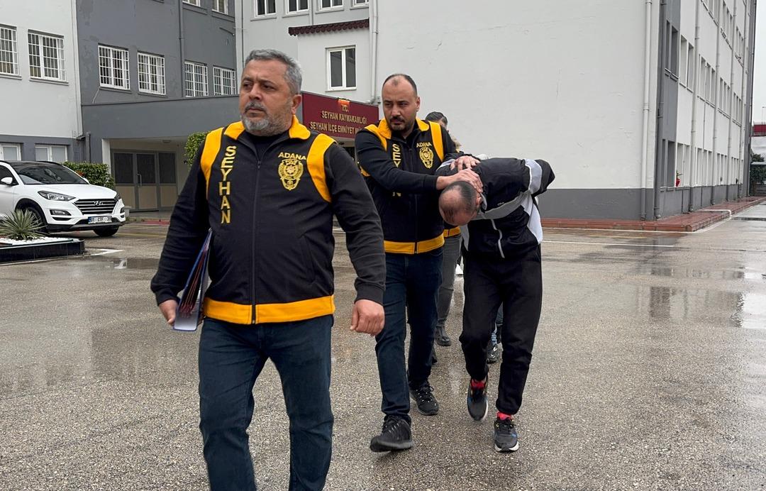  Profes&ouml;r  ve  Firavun  yakalandı! Milyonlarca lira kredi &ccedil;ekmişler 2