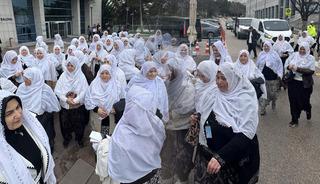 Cumhurbaşkanı Erdoğan &ccedil;ağırmıştı! Zeynep G&uuml;neş ve Eskişehirli kadınlar Meclis'e geldi