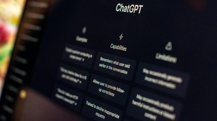 &Uuml;st d&uuml;zey ayrılık ve şok su&ccedil;lamalar... 'Sans&uuml;rs&uuml;z ChatGPT' daha gelmeden OpenAI&rsquo;da kriz &ccedil;ıktı!