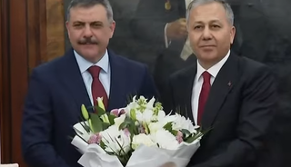  İ&ccedil;işleri Bakanlığı'nda devir teslim t&ouml;reni!