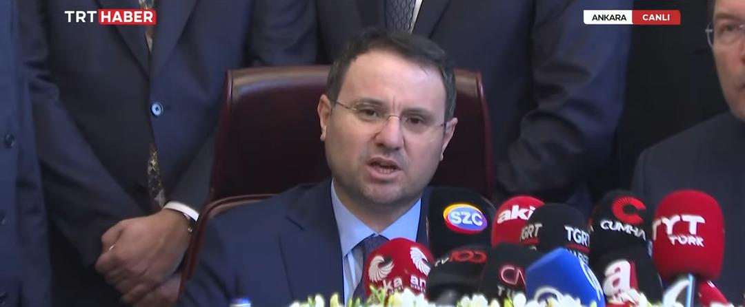 SON DAKİKA | İ&ccedil;işleri ve Adalet Bakanlığı nda devir teslim t&ouml;reni! Verilen mesajlar dikkat &ccedil;ekti 5