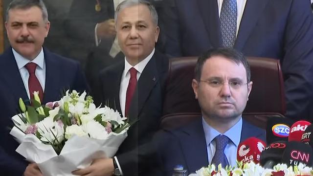 SON DAKİKA | İçişleri ve Adalet Bakanlığı'nda devir teslim töreni! Verilen mesajlar dikkat çekti