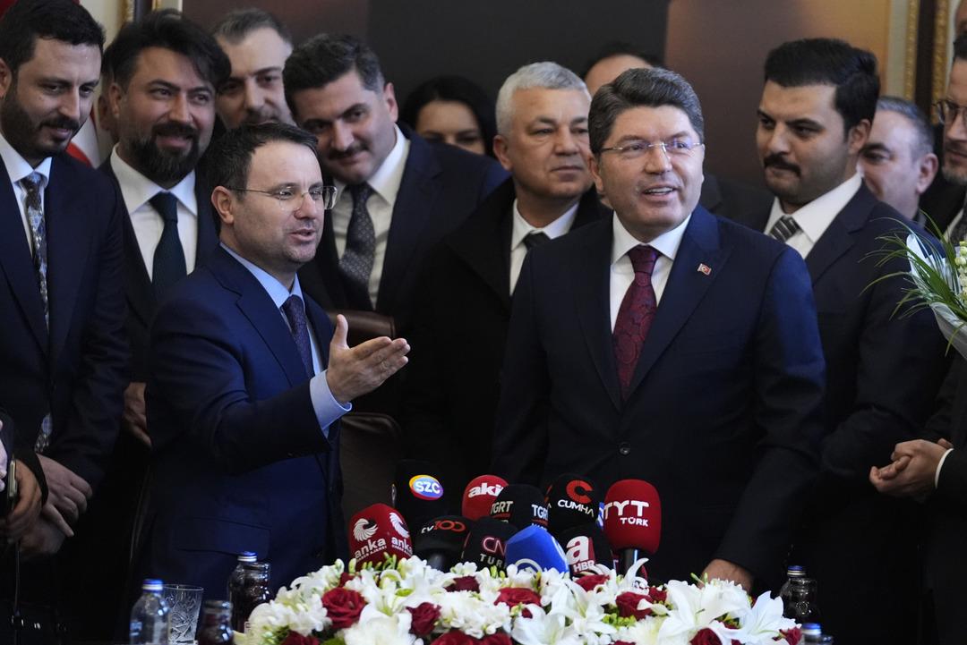 SON DAKİKA | İ&ccedil;işleri ve Adalet Bakanlığı nda devir teslim t&ouml;reni! Verilen mesajlar dikkat &ccedil;ekti 7