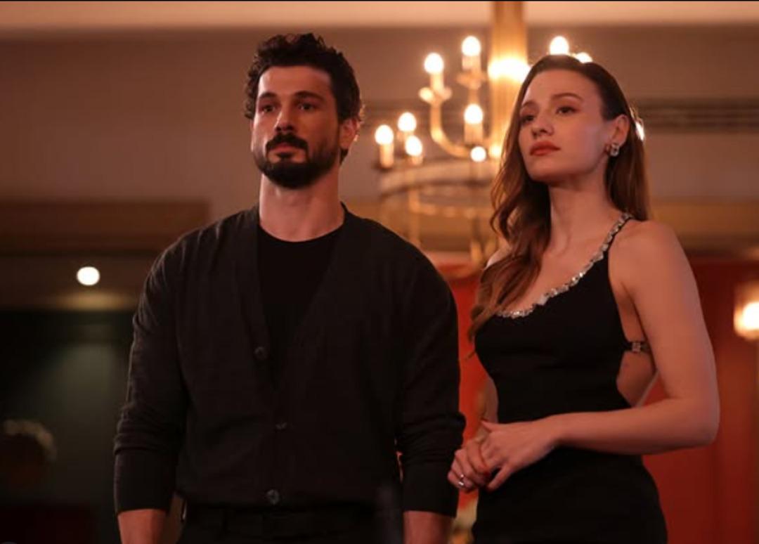 Yeraltı dizisi setinde kriz iddiası! Devrim &Ouml;zkan ile S&uuml;meyye Aydoğan arasında gerginlik mi yaşandı? 1