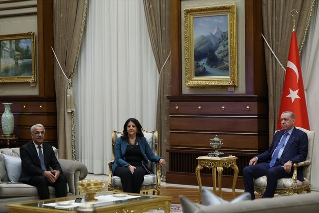 Cumhurbaşkanı Erdoğan DEM Parti heyeti ile görüştü