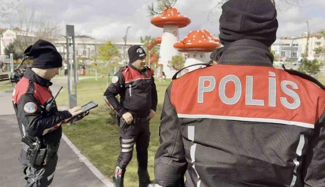 Aksaray&rsquo;da park, bah&ccedil;e ve okul b&ouml;lgeleri denetim altında 1
