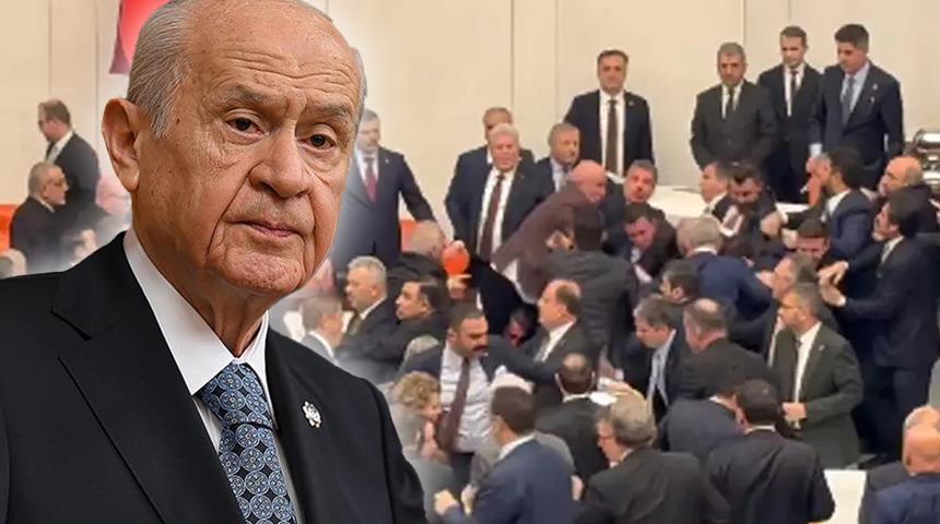 MHP lideri Devlet Bah&ccedil;eli'den TBMM'deki kavgayla ilgili a&ccedil;ıklama: "K&uuml;rs&uuml; işgline varan faşizan tutum haklı g&ouml;r&uuml;lemez"