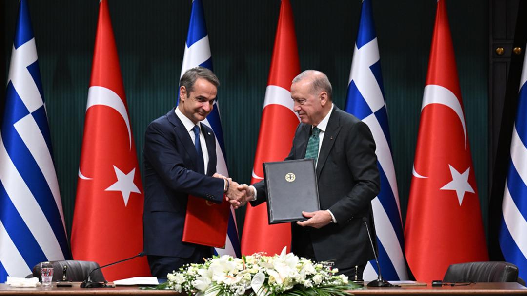 Cumhurbaşkanı Erdoğan ile Yunanistan lideri Mi&ccedil;otakis ten &ouml;nemli mesajlar: "Sorunlar &ccedil;etrefilli ama &ccedil;&ouml;z&uuml;ms&uuml;z değil" 2