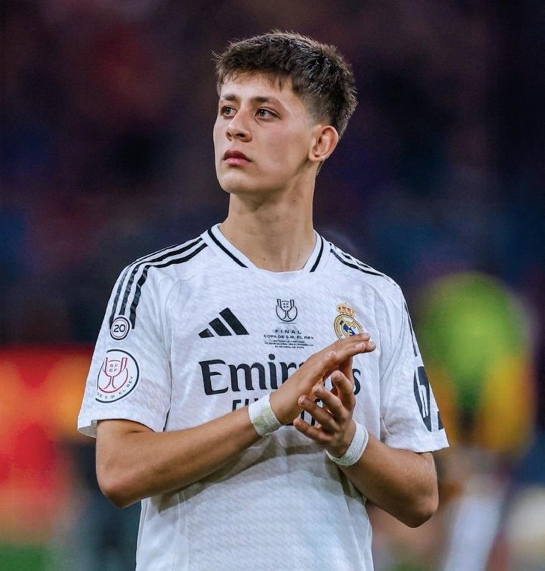 Fenerbah&ccedil;e nin eski scout şefi a&ccedil;ıkladı! Ali Ko&ccedil; tan flaş Arda G&uuml;ler yanıtı! "Arda bu kadar para eder mi?" 3