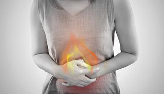 Refl&uuml;y&uuml; tetikleyen iki gizli d&uuml;şman! Mideyi alev alev yakıyor