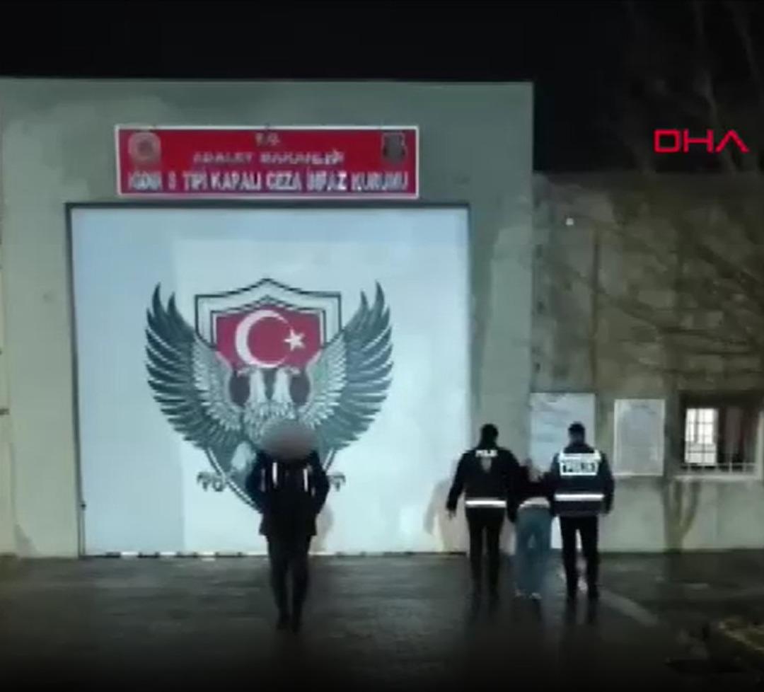 Yer: Iğdır! 16 yaşındaki gen&ccedil; kızı bı&ccedil;aklayan ş&uuml;pheli  Birini bı&ccedil;aklamam lazım  deyip saldırmış 5