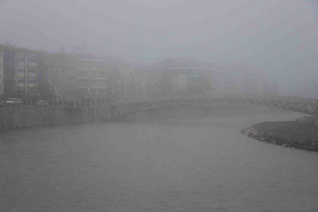 Amasya&rsquo;da yoğun sis etkili oldu 1