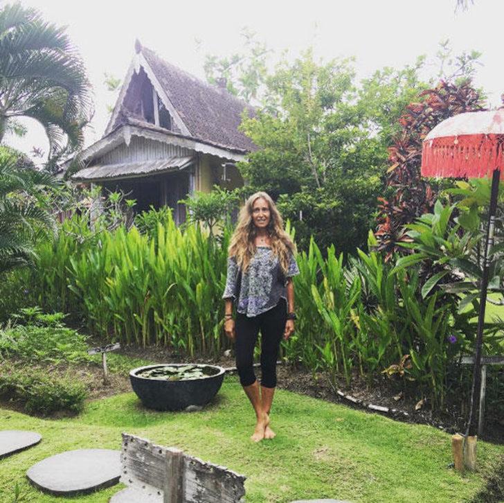 İstanbul'un sosyetik ismi saati 10 dolara masaj yapıyor! G4